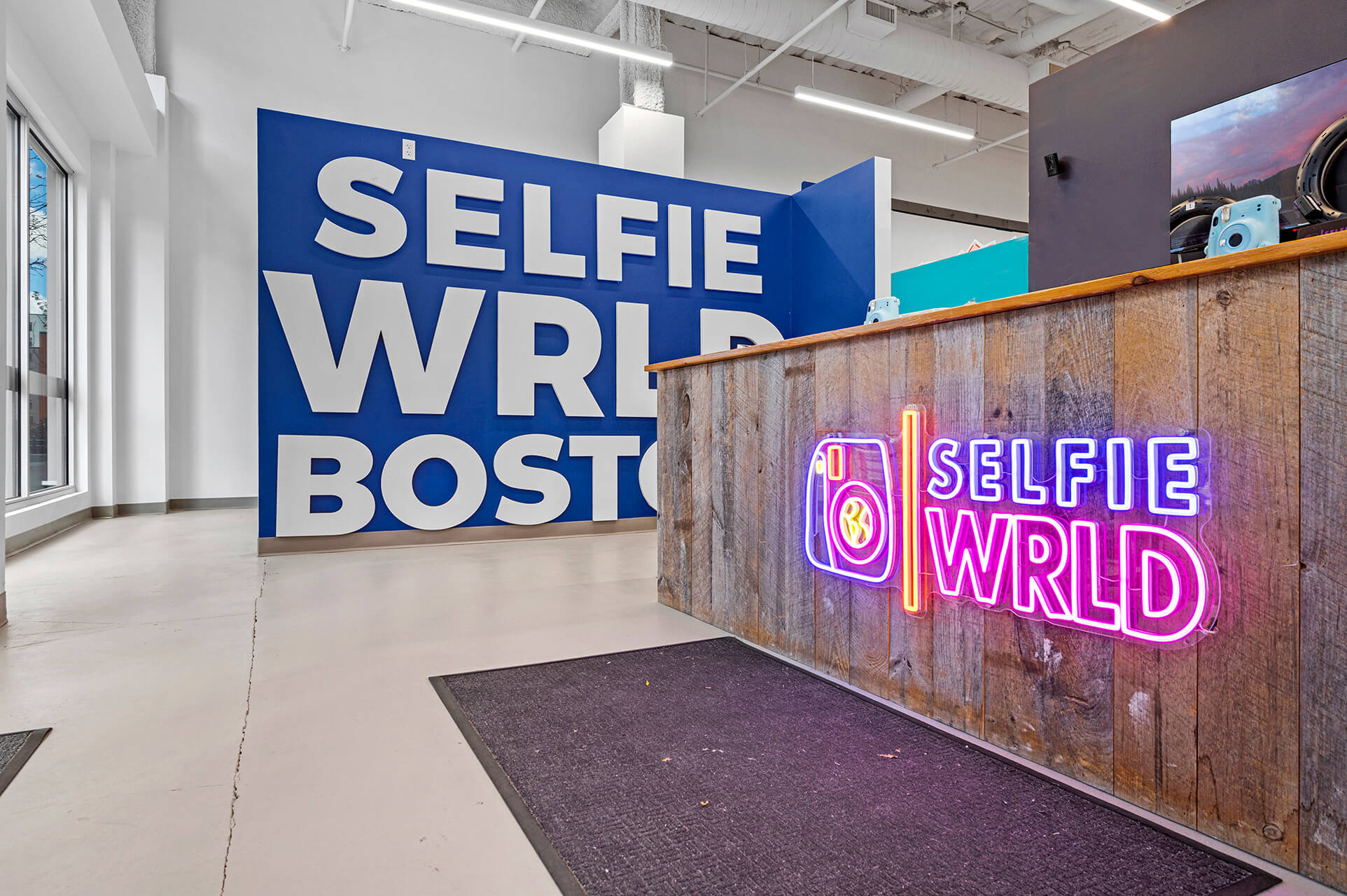 Selfie WRLD Ebbrell Architecture + Design